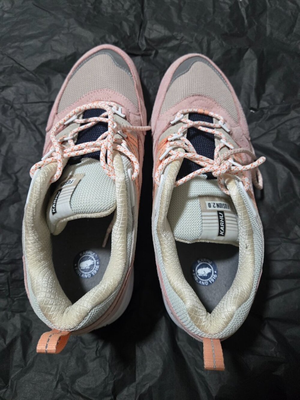 Karhu Fusion 2.0 Pink Suede Mesh Sneakers Unisex Athletic Shoes EUC - Picture 2 of 9